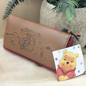 Disney Winnie The Pooh Zip Around Wristlet Small Carry Wallet New